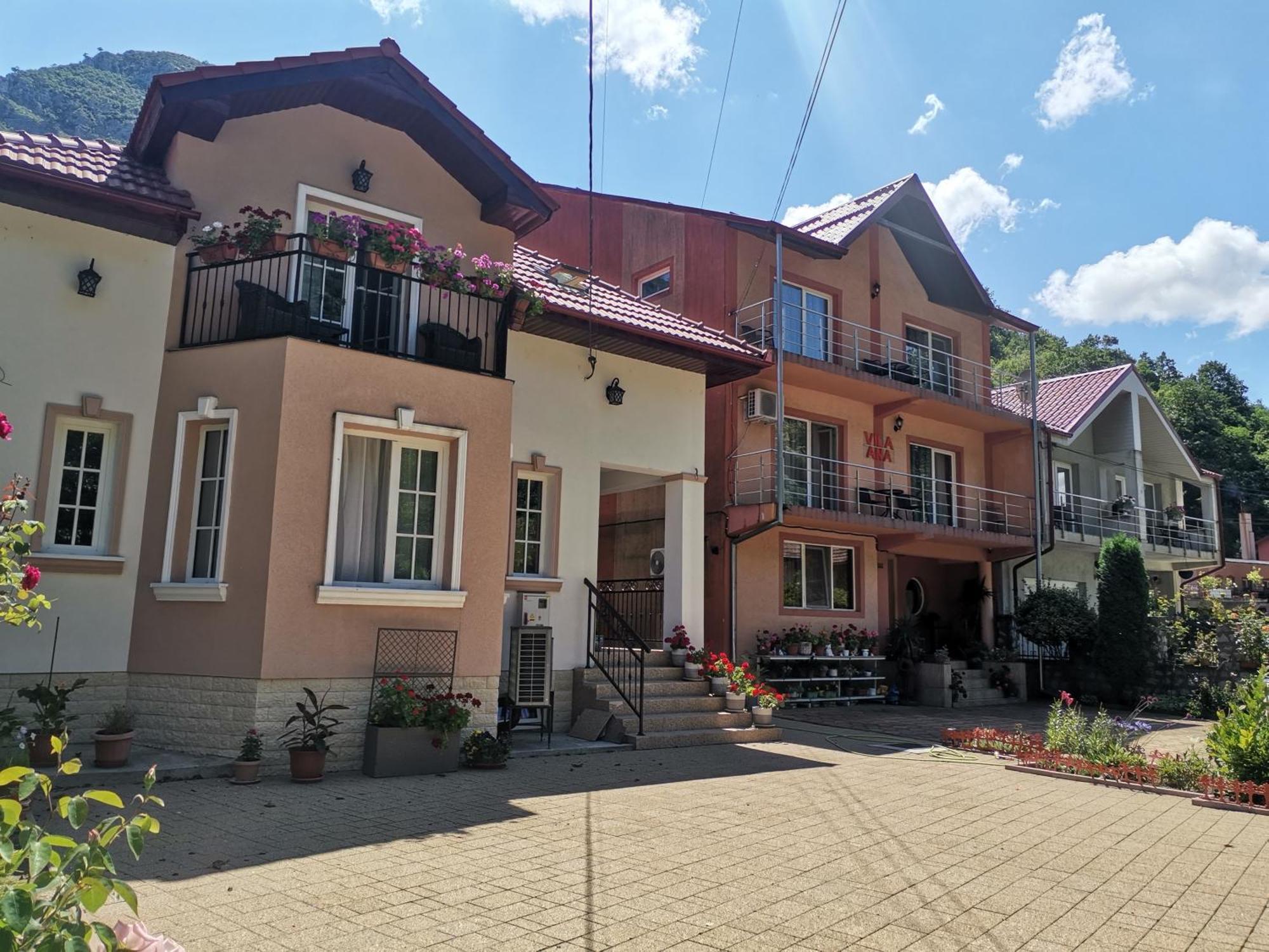 Vila Ana Băile Herculane المظهر الخارجي الصورة